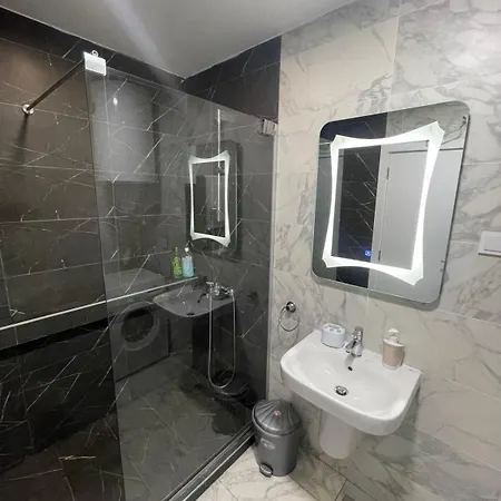 Boutique Apartment *